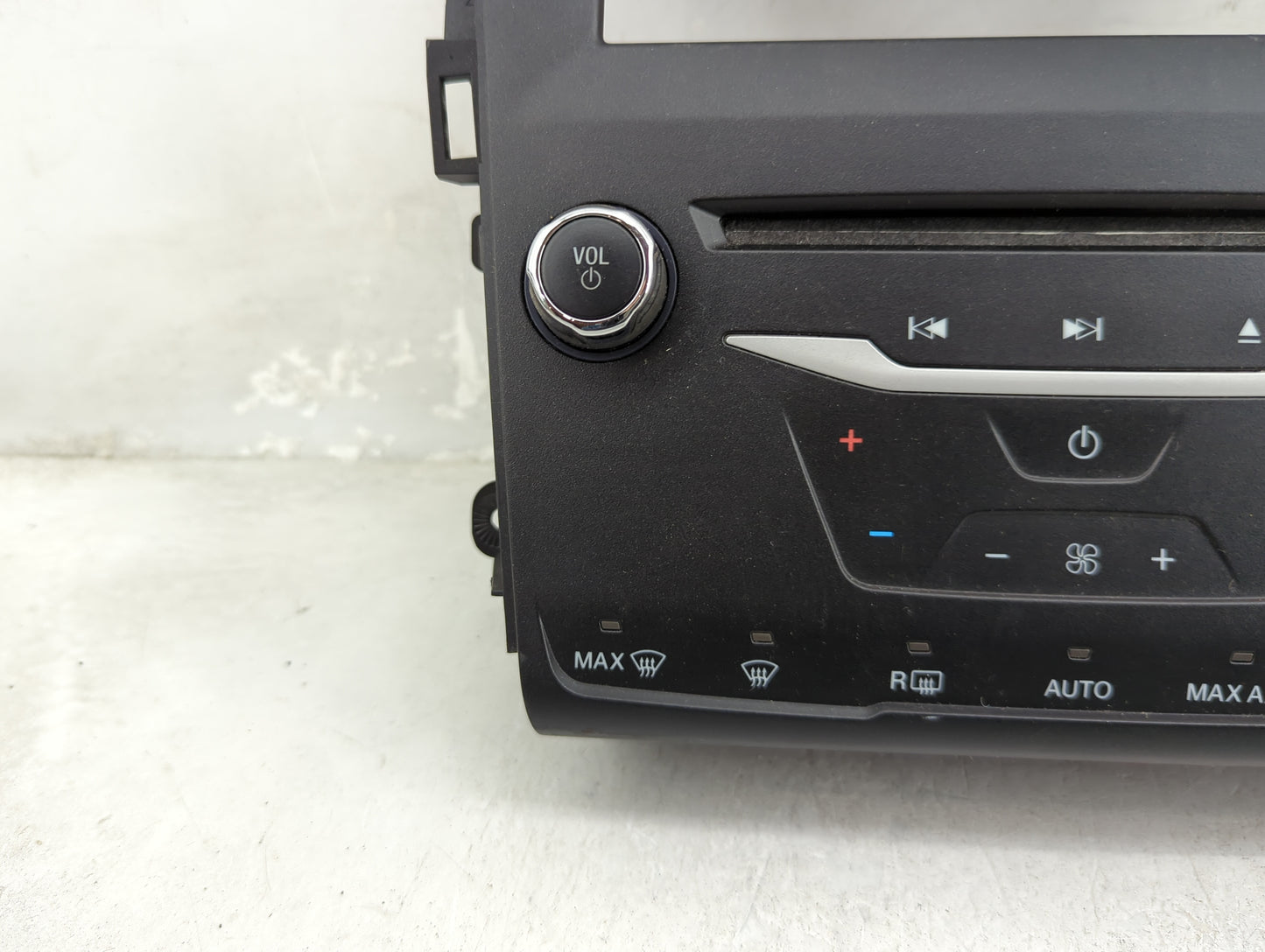 2013-2014 Ford Fusion Radio AM FM Cd Player Receiver Replacement P/N:DS7T-18E245-MP Fits Fits 2013 2014 OEM Used Auto Parts 