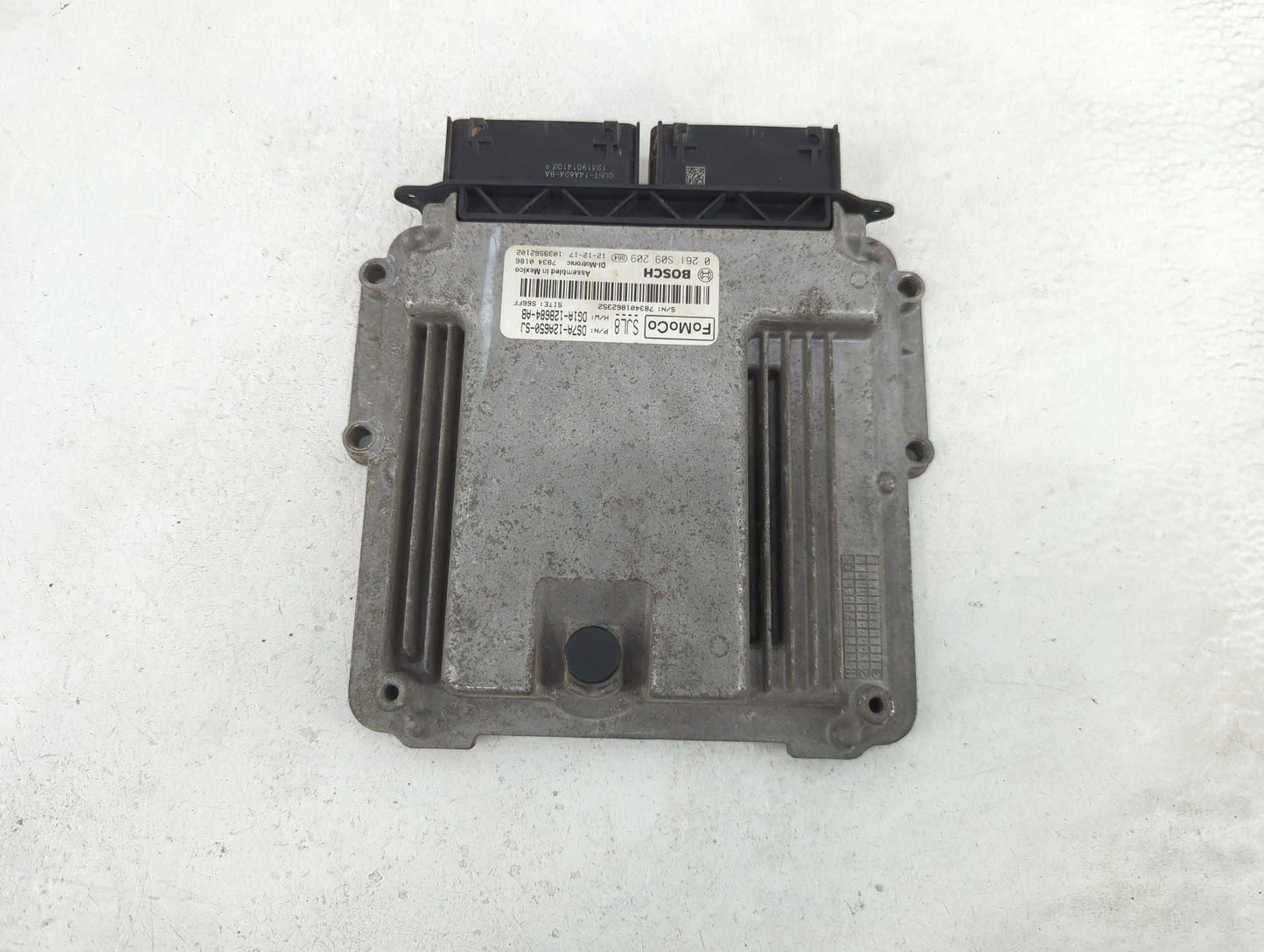 2013 Ford Fusion PCM Engine Control Computer ECU ECM PCU OEM P/N:DS7A-12A650-SJ DG1A-12B684-AB, 0261S09209 Fits OEM Used Aut