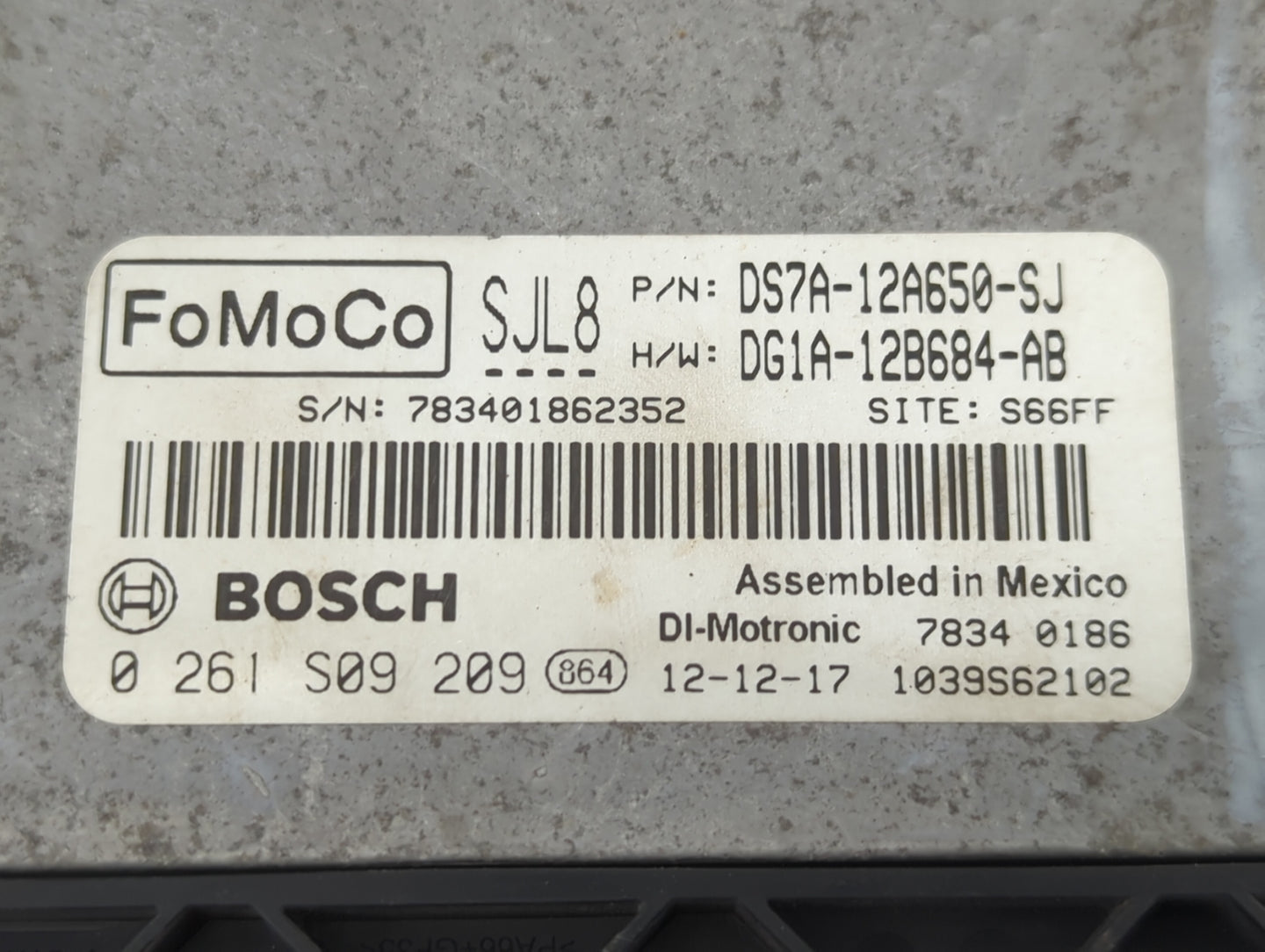 2013 Ford Fusion PCM Engine Control Computer ECU ECM PCU OEM P/N:DS7A-12A650-SJ DG1A-12B684-AB, 0261S09209 Fits OEM Used Aut