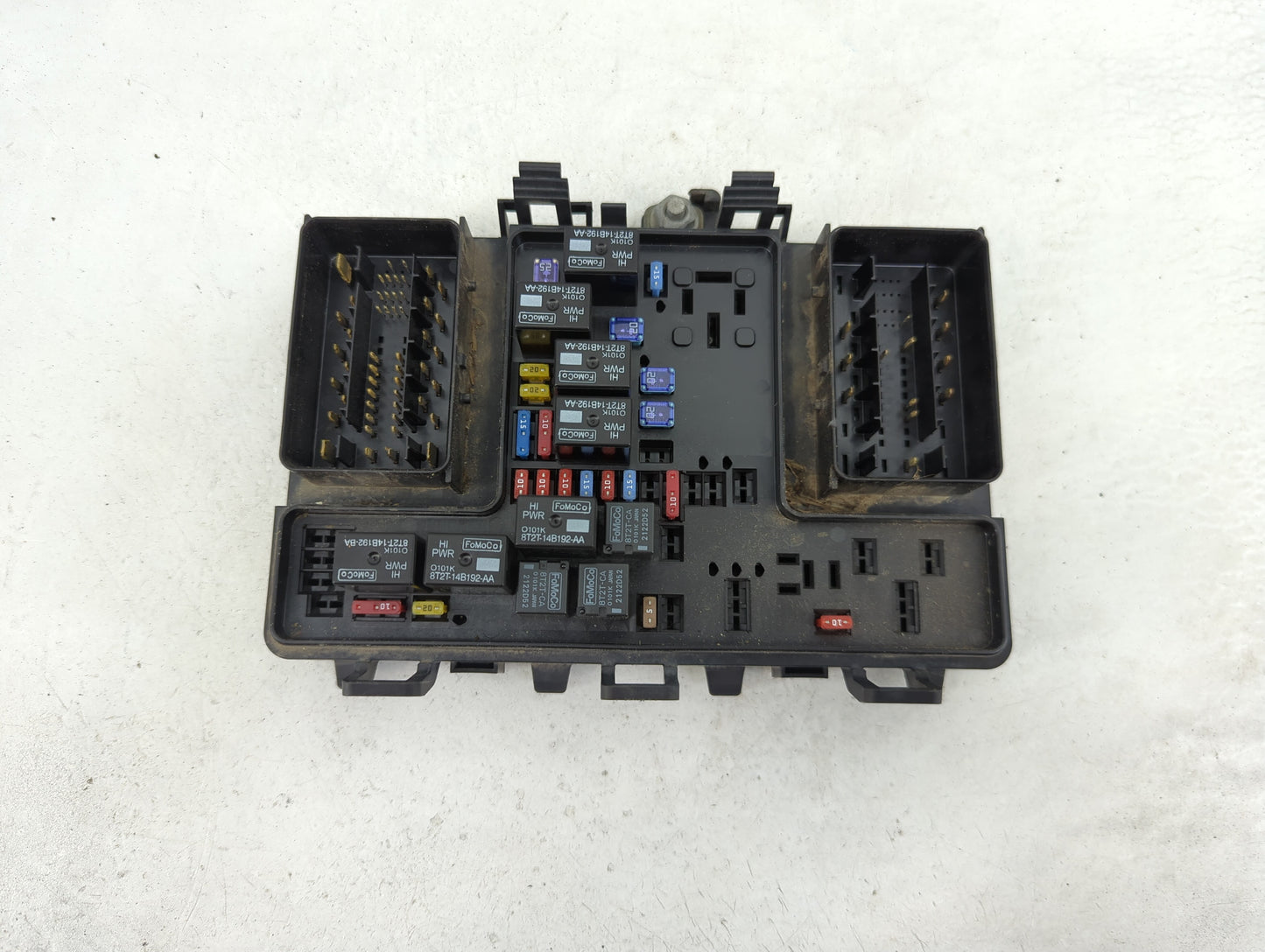 2013-2014 Ford Fusion Fusebox Fuse Box Panel Relay Module P/N:DG9T14A075AA Fits Fits 2013 2014 OEM Used Auto Parts - Oemused
