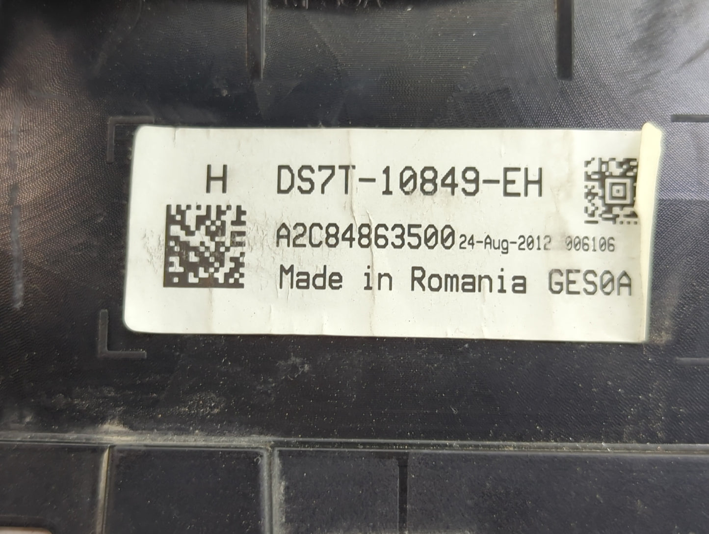 2013 Ford Fusion Instrument Cluster Speedometer Gauges P/N:DS7T-10849-EH A2C84863500 Miles: Fits OEM Used Auto Parts - Oemus