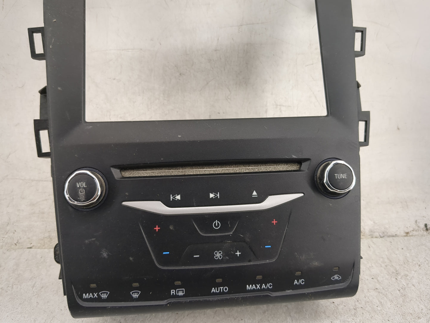 2013-2014 Ford Fusion Radio Control Panel - Oemusedautoparts1.com
