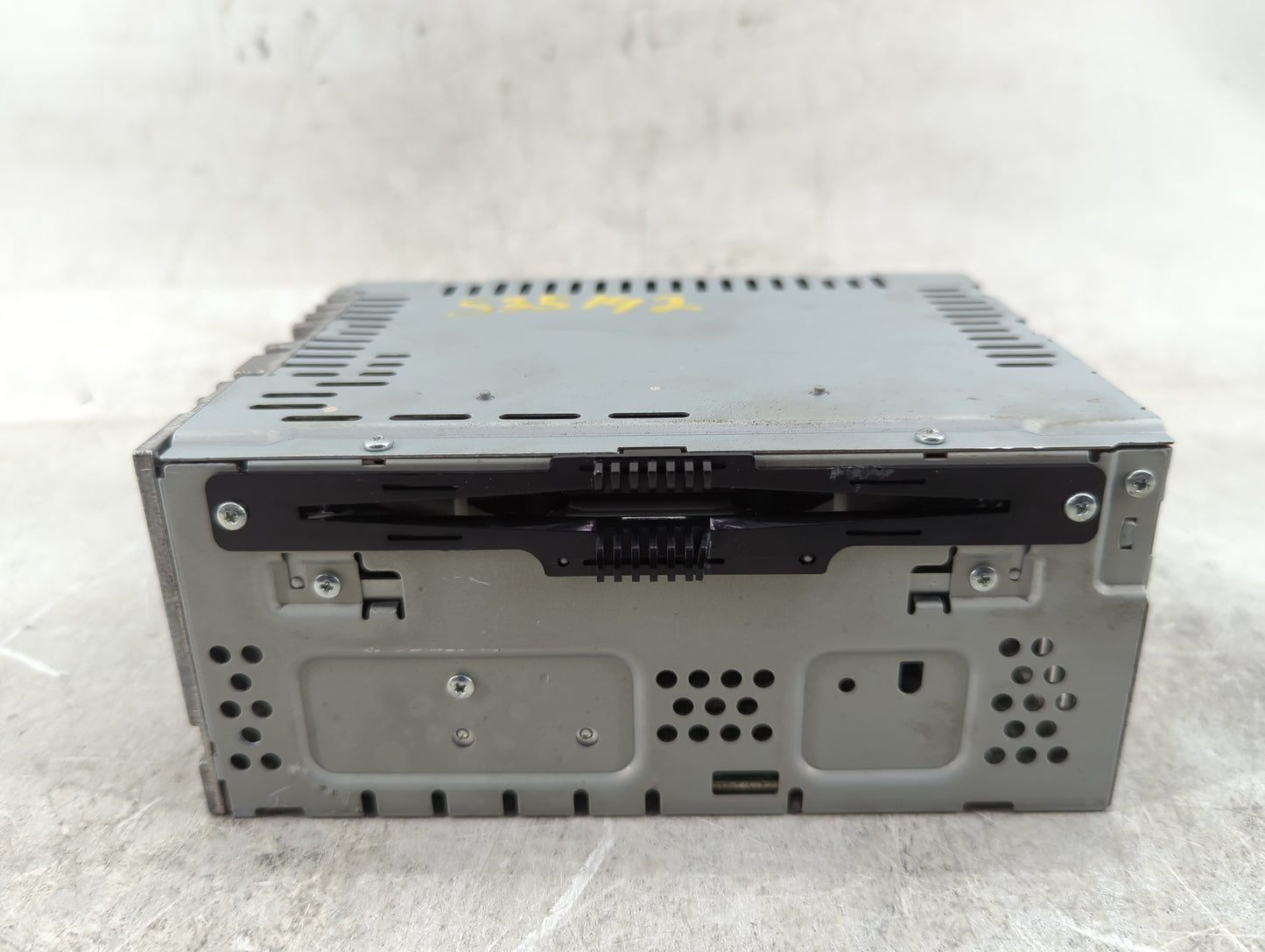 2013-2015 Ford Fusion Radio AM FM Cd Player Receiver Replacement P/N:DS7T-19C107-BG Fits Fits 2013 2014 2015 OEM Used Auto P