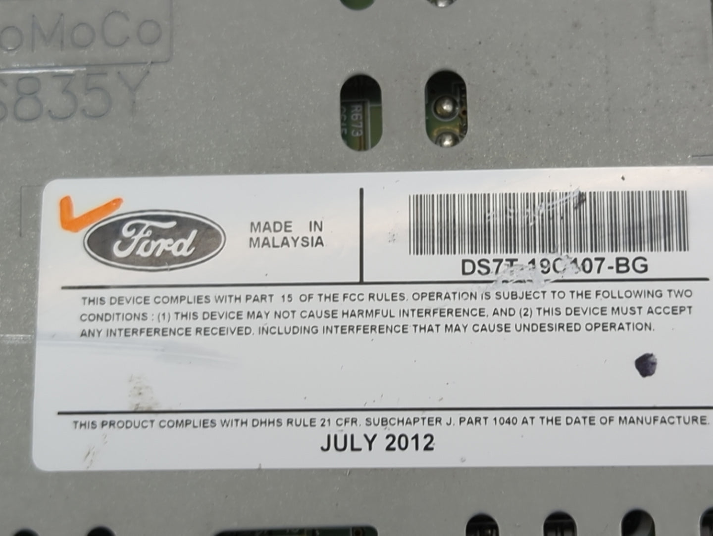 2013-2015 Ford Fusion Radio AM FM Cd Player Receiver Replacement P/N:DS7T-19C107-BG Fits Fits 2013 2014 2015 OEM Used Auto P