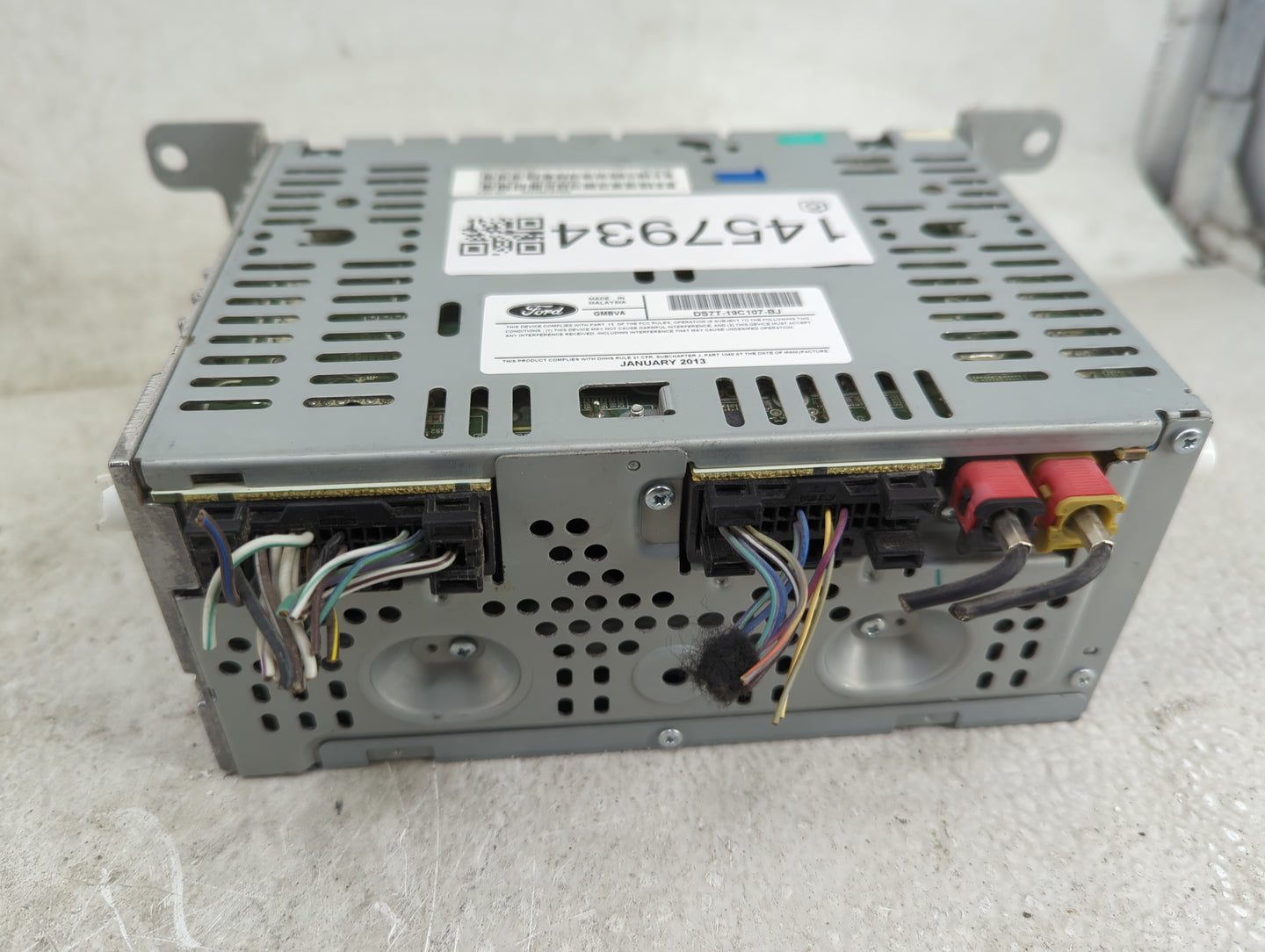 2013-2015 Ford Fusion Radio AM FM Cd Player Receiver Replacement P/N:DS7T-19C107-BJ Fits Fits 2013 2014 2015 OEM Used Auto P