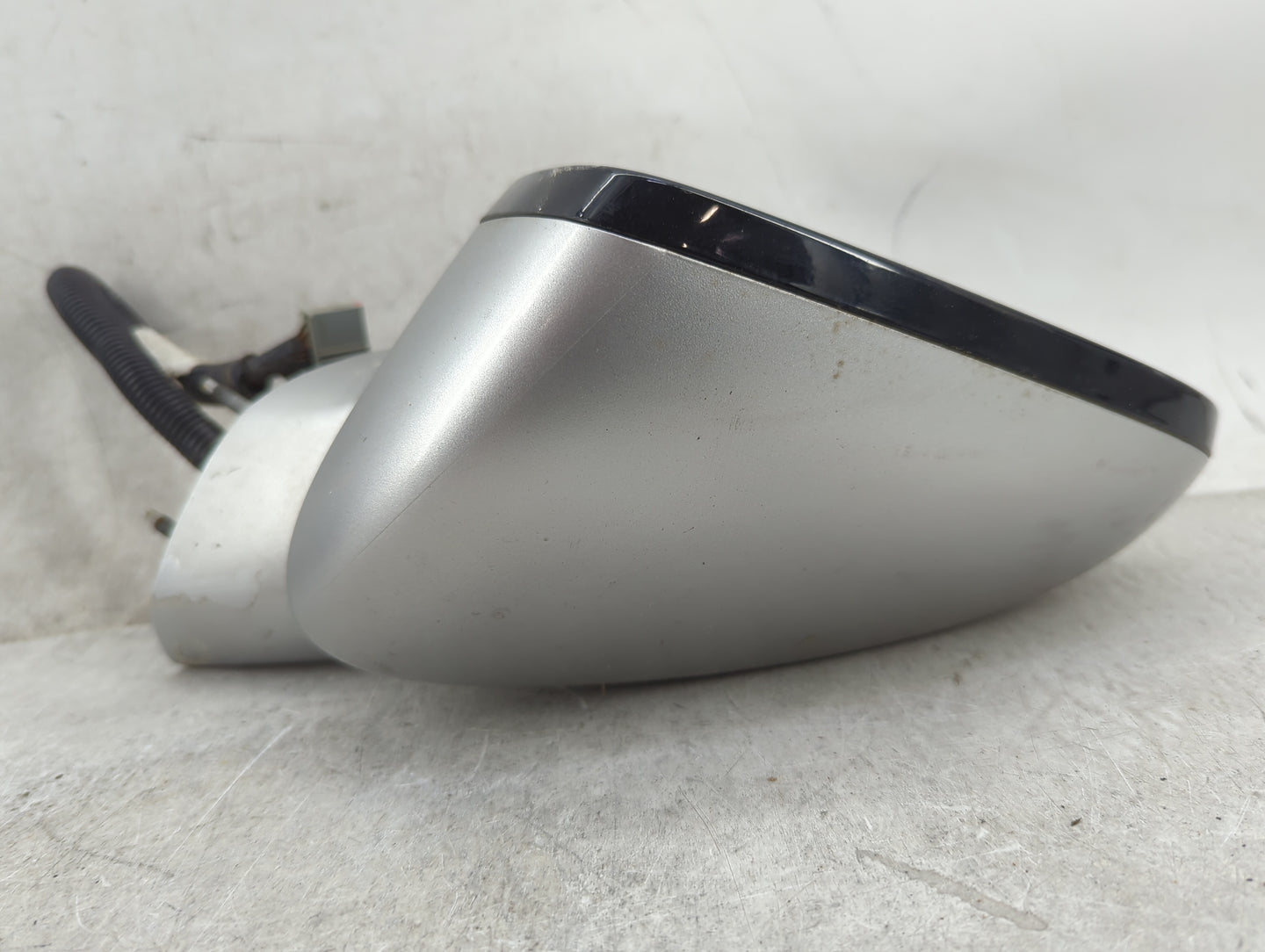 2013-2014 Ford Fusion Driver Side View Mirror - Left Door Mirror OEM Used - Oemusedautoparts1.com