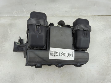 2013-2014 Ford Fusion Fusebox Fuse Box Panel Relay Module P/N:DG9T14A075AA 8T2T-14B192-AA, 8T2T-14B192-BA Fits Fits 2013 201