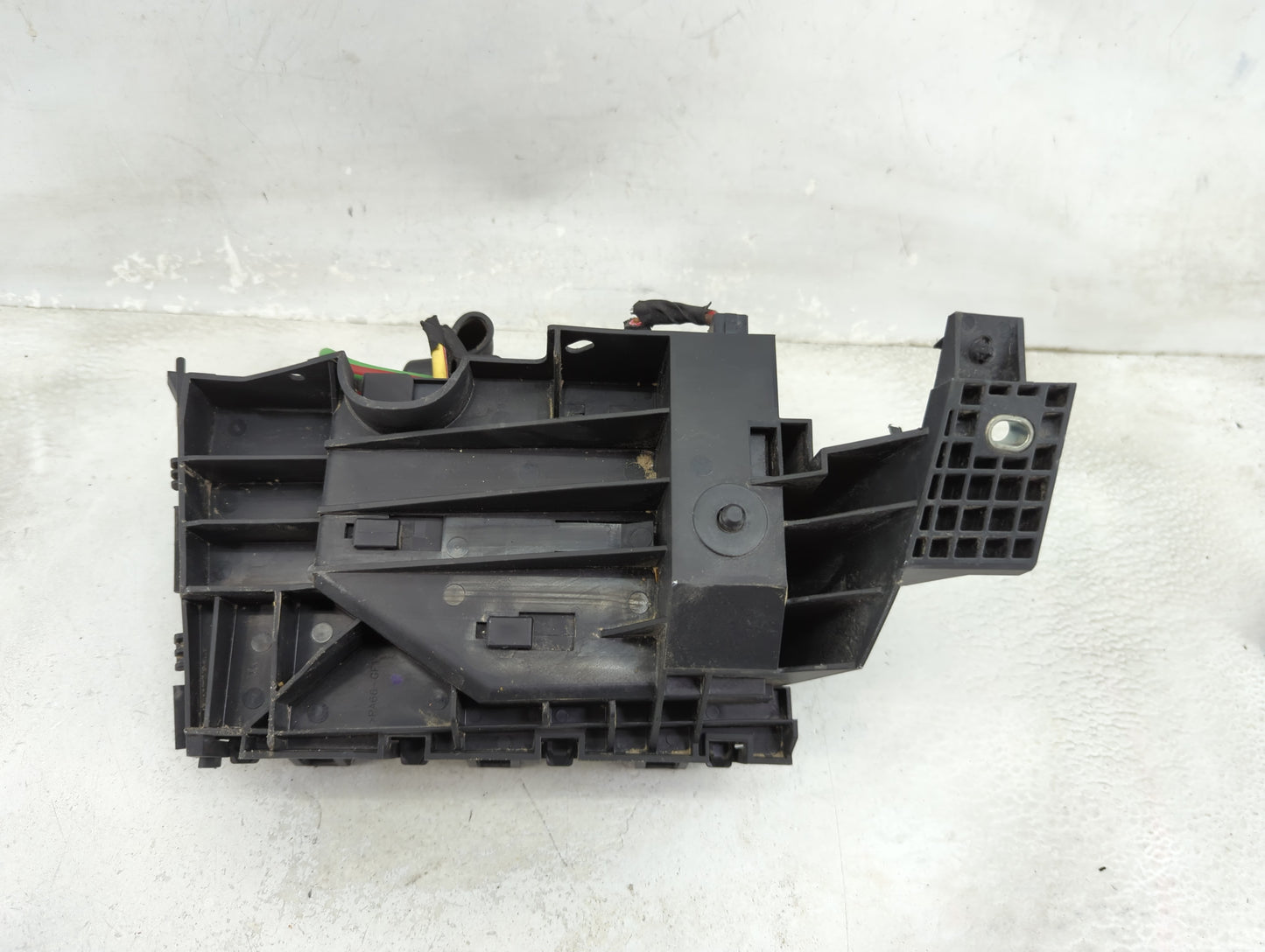 2013-2014 Ford Fusion Fusebox Fuse Box Panel Relay Module P/N:DG9T14A075AA 8T2T-14B192-AA, 8T2T-14B192-BA Fits Fits 2013 201