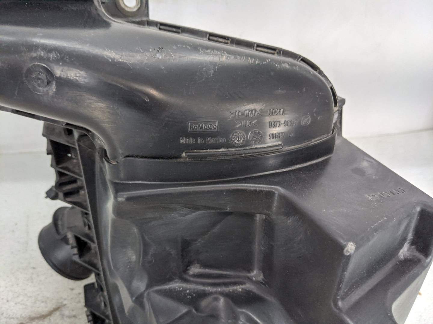 2013-2014 Ford Fusion Air Cleaner Intake-duct Hose Tube 1463303 - Oemusedautoparts1.com