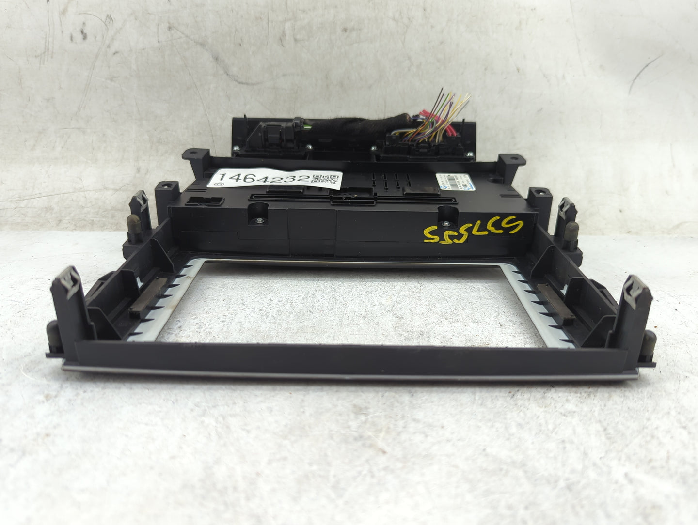 2013-2013 Ford Fusion Radio Control Panel 1464232 - Oemusedautoparts1.com