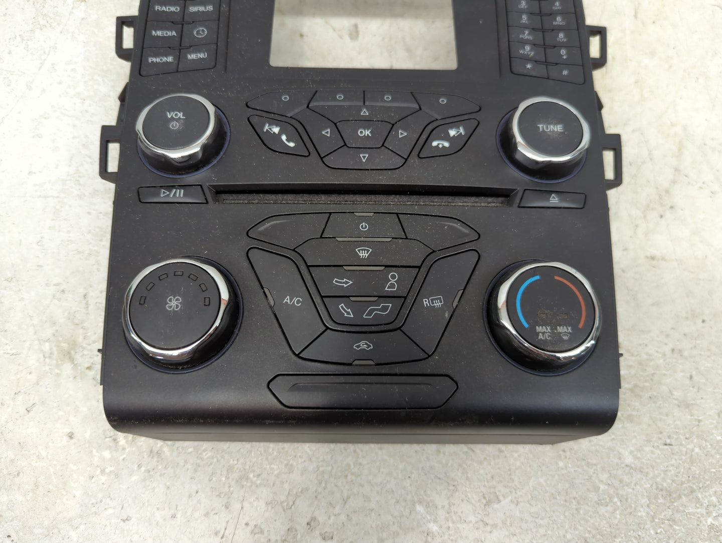 2013-2013 Ford Fusion Radio Control Panel 1464387 - Oemusedautoparts1.com