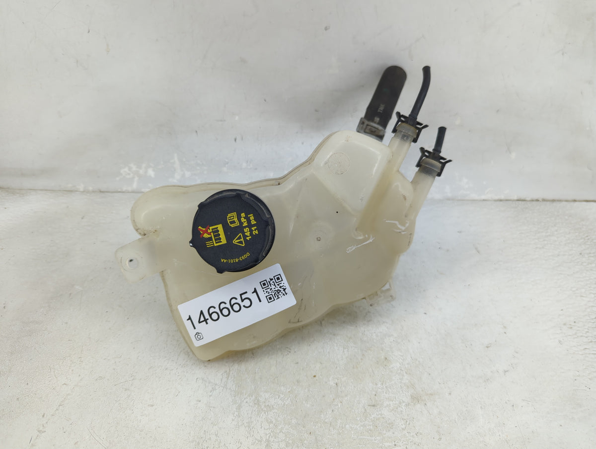 2013-2016 Ford Fusion Radiator Coolant Overflow Expansion Tank Bottle 1466651 - Oemusedautoparts1.com