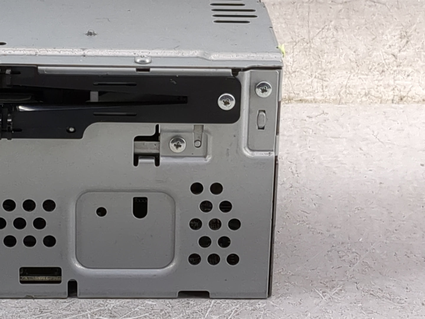 2013-2015 Ford Fusion Radio AM FM Cd Player Receiver Replacement P/N:DS7T-19C107-BH Fits Fits 2013 2014 2015 OEM Used Auto P