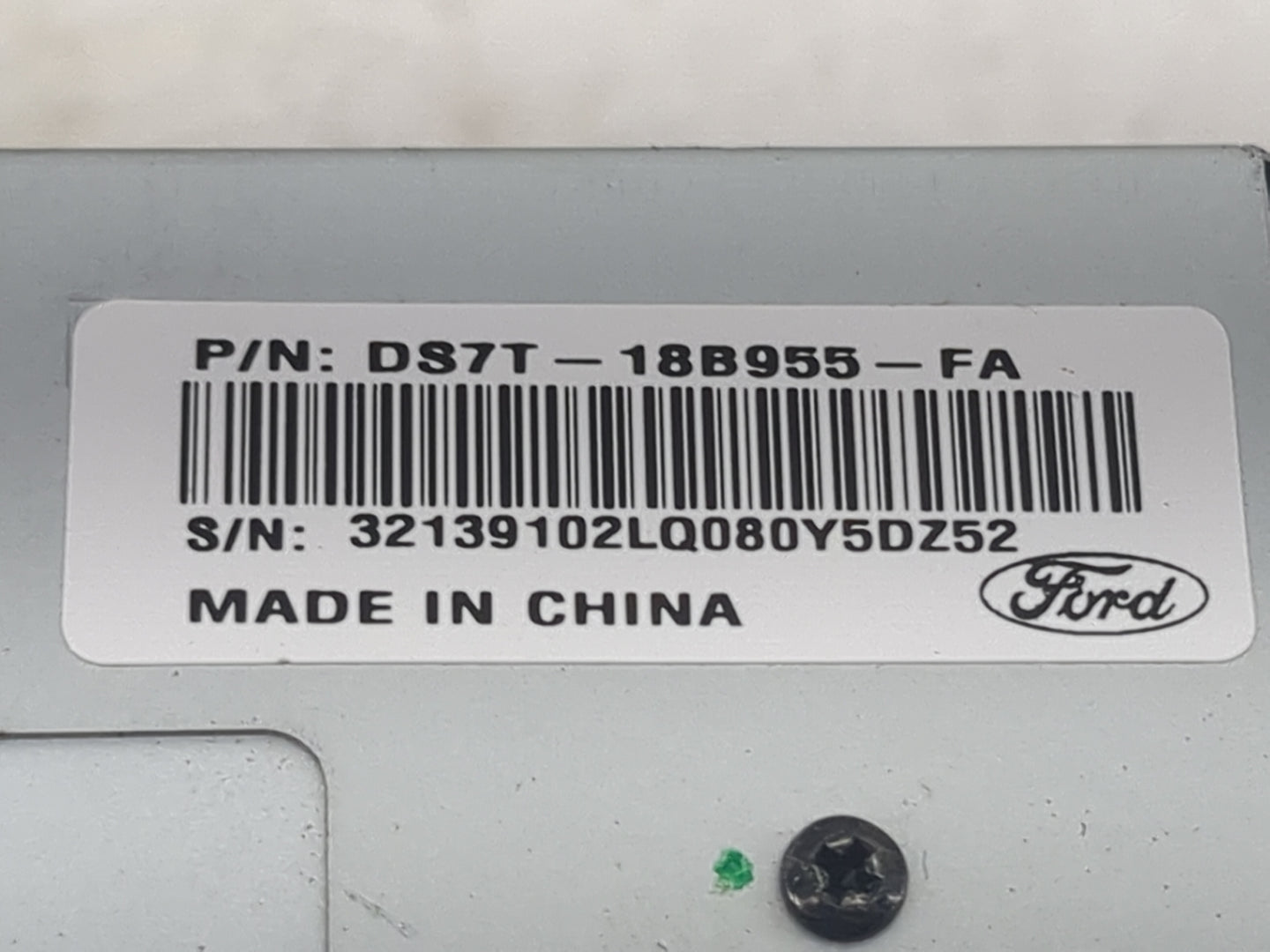 2013-2016 Ford Fusion Information Display Screen 1471465 - Oemusedautoparts1.com