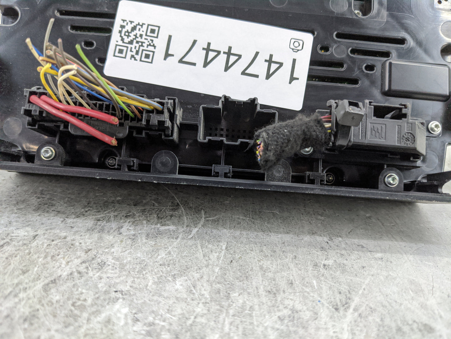 2013-2013 Ford Fusion Radio Control Panel 1474471 - Oemusedautoparts1.com