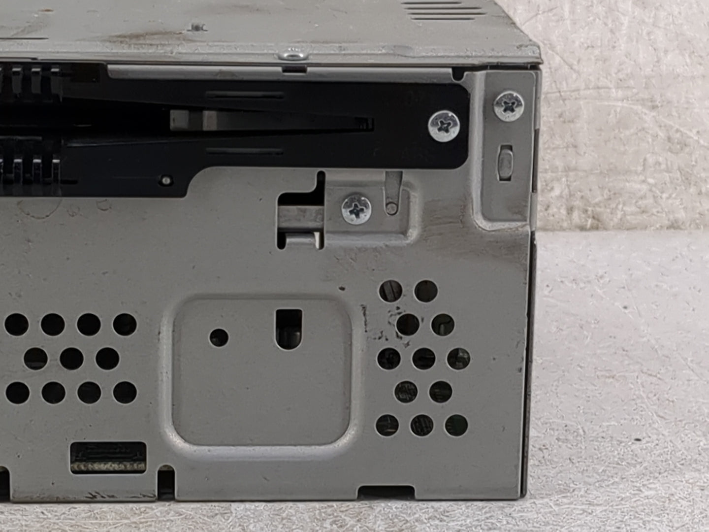 2013-2015 Ford Fusion Radio AM FM Cd Player Receiver Replacement P/N:DS7T-19C107-BJ Fits Fits 2013 2014 2015 OEM Used Auto P