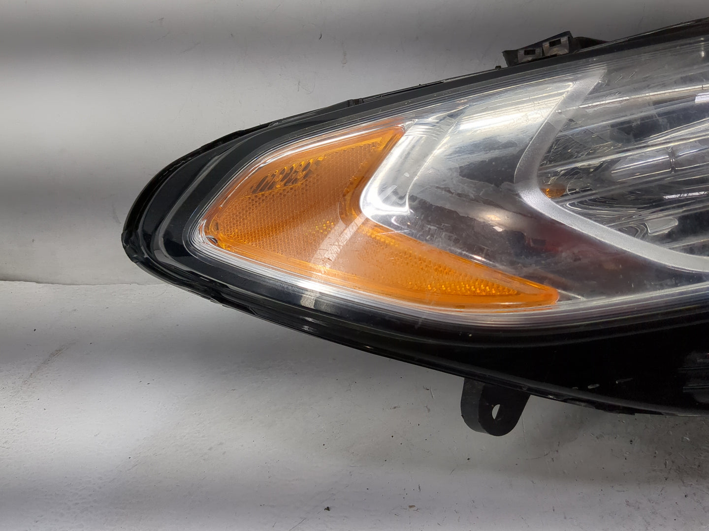 2013-2016 Ford Fusion Passenger Right Oem Head Light Headlight Lamp 1481310 - Oemusedautoparts1.com