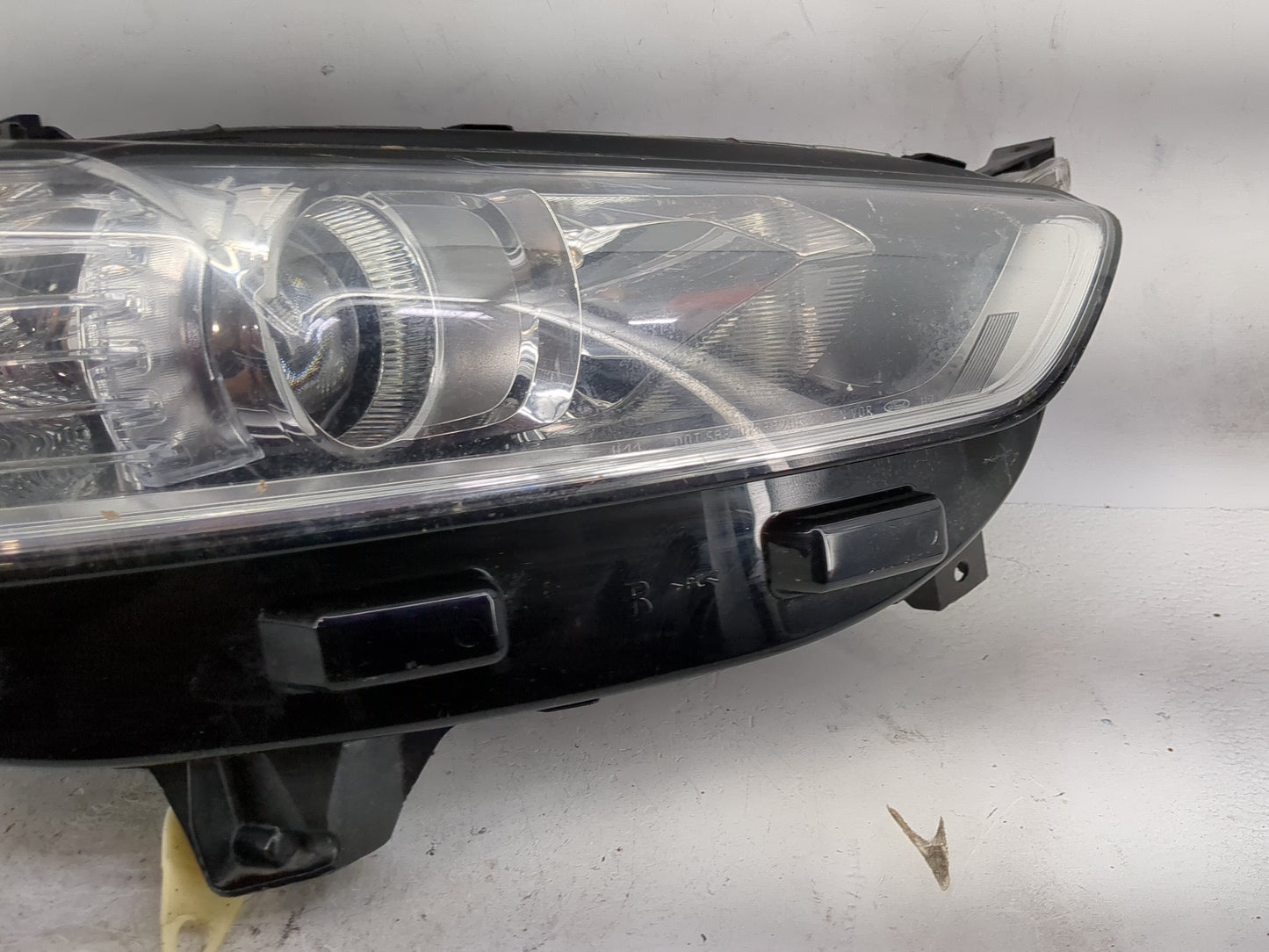 2013-2016 Ford Fusion Passenger Right Oem Head Light Headlight Lamp 1481310 - Oemusedautoparts1.com