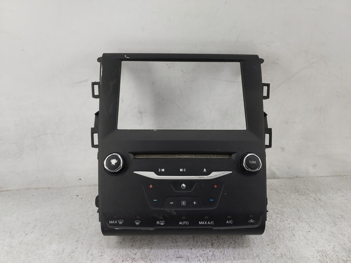 2013 Ford Fusion Climate Control Module Temperature AC/Heater Replacement P/N:DS7T-18E245-MN Fits OEM Used Auto Parts - Oemu