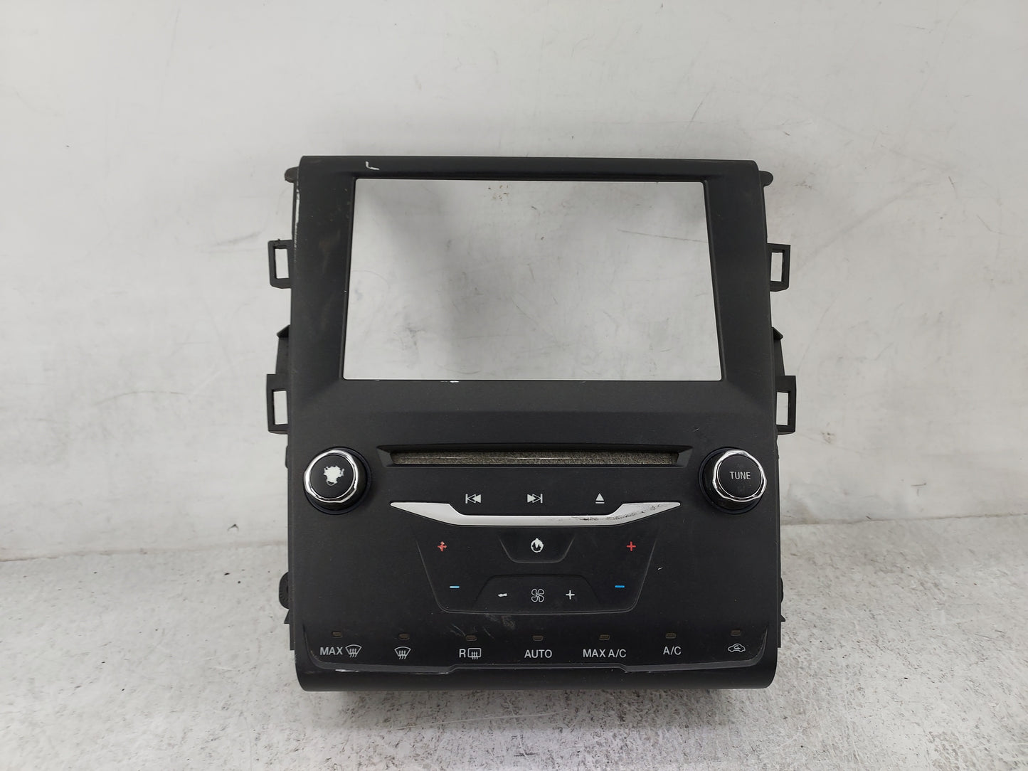 2013 Ford Fusion Climate Control Module Temperature AC/Heater Replacement P/N:DS7T-18E245-MN Fits OEM Used Auto Parts - Oemu