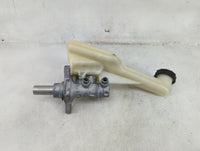 2013-2016 Ford Fusion Brake Master Cylinder 1489073 - Oemusedautoparts1.com