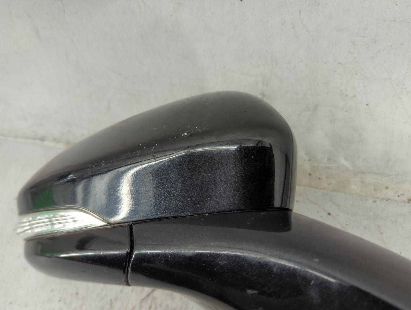 2013-2014 Ford Fusion Passenger Side View Mirror - Right Door Mirror OEM Used - Oemusedautoparts1.com