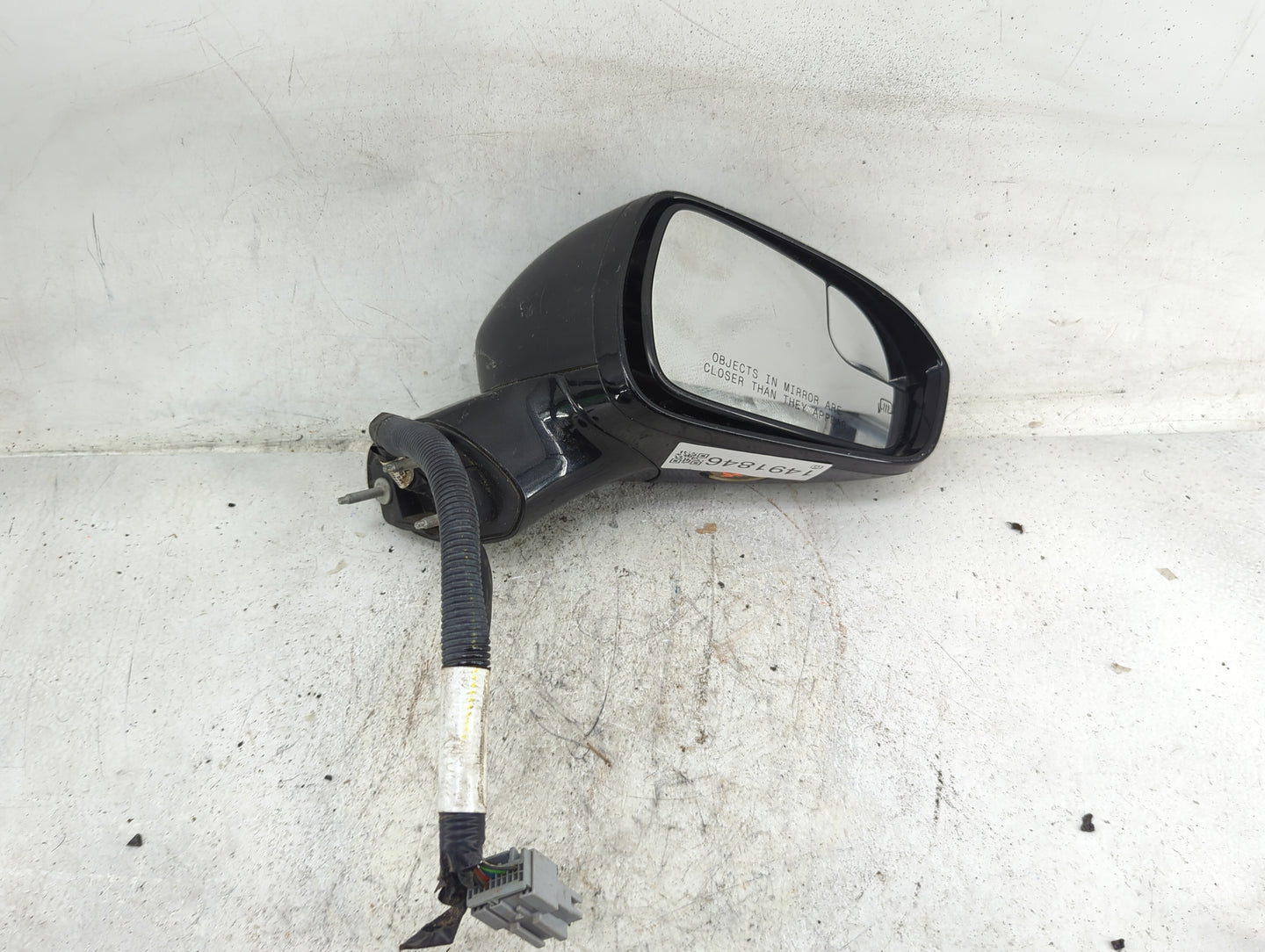 2013-2014 Ford Fusion Passenger Side View Mirror - Right Door Mirror OEM Used - Oemusedautoparts1.com