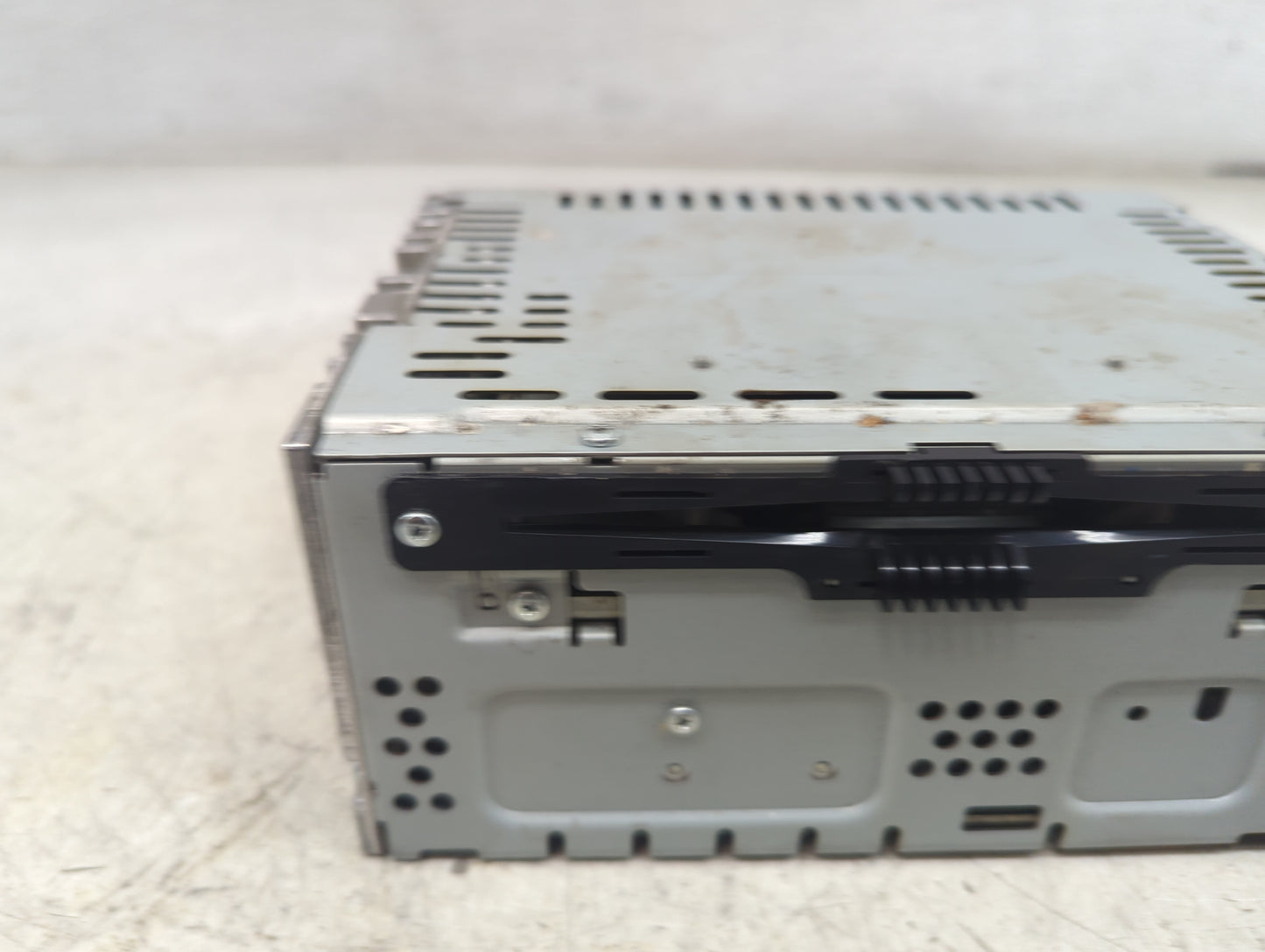2013-2015 Ford Fusion Radio AM FM Cd Player Receiver Replacement P/N:DS7T-19C107-BH Fits Fits 2013 2014 2015 OEM Used Auto P