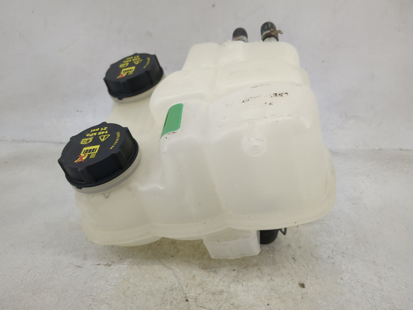 2013-2016 Ford Fusion Radiator Coolant Overflow Expansion Tank Bottle 1494687 - Oemusedautoparts1.com
