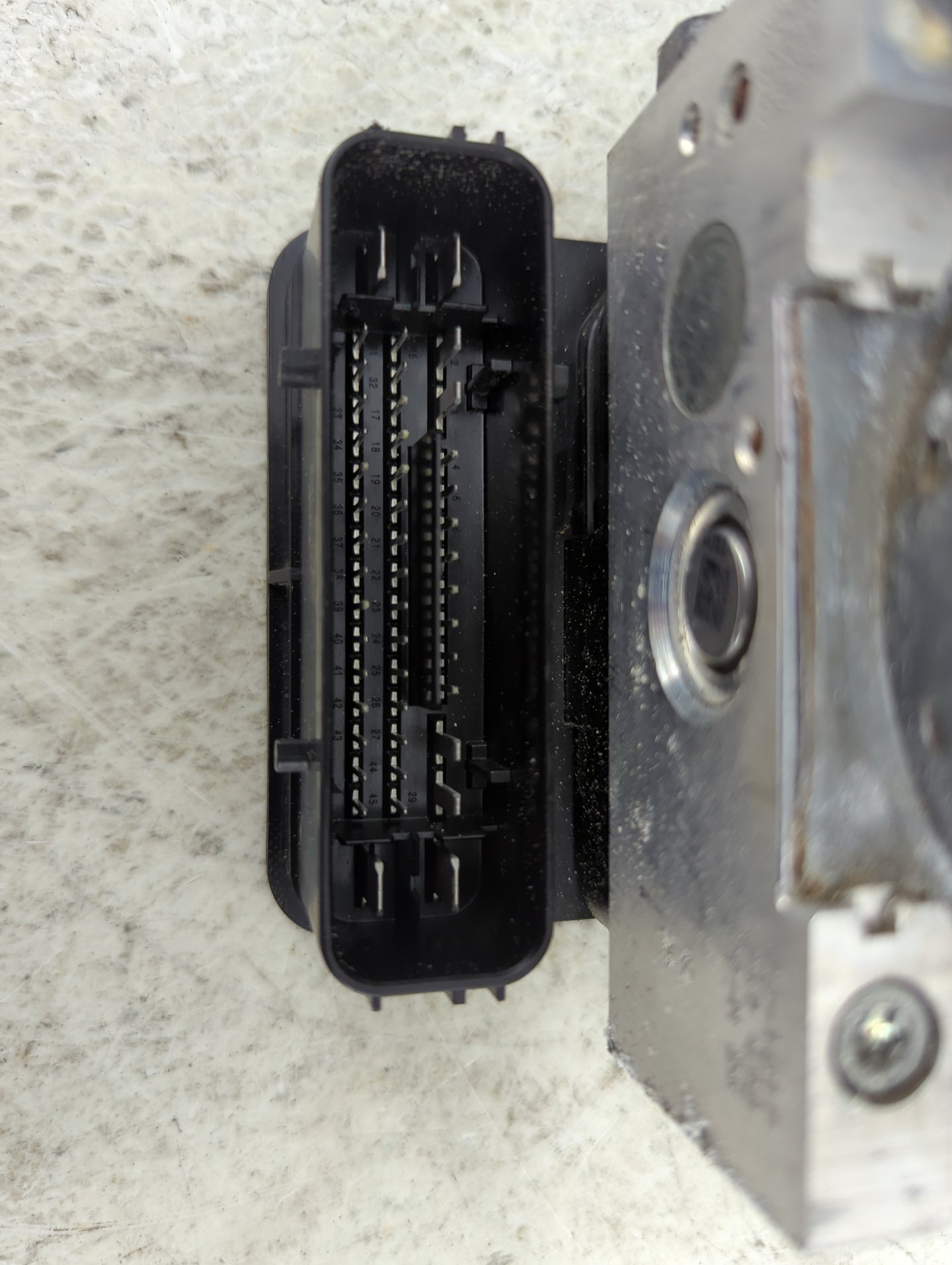 2013 Ford Fusion ABS Pump Control Module Replacement P/N:DG9C-2C219-FB 28.5151-9610.3, 5T2120086E, 591552933, 5619390Z3 Fits