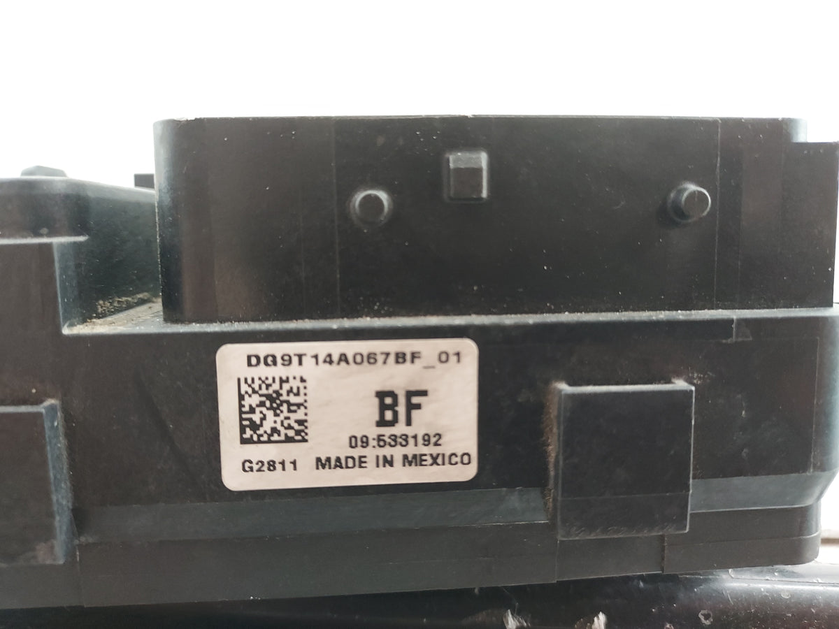 2013-2014 Ford Fusion Fusebox Fuse Box Panel Relay Module P/N:DG9T14A067BF Fits Fits 2013 2014 OEM Used Auto Parts - Oemused