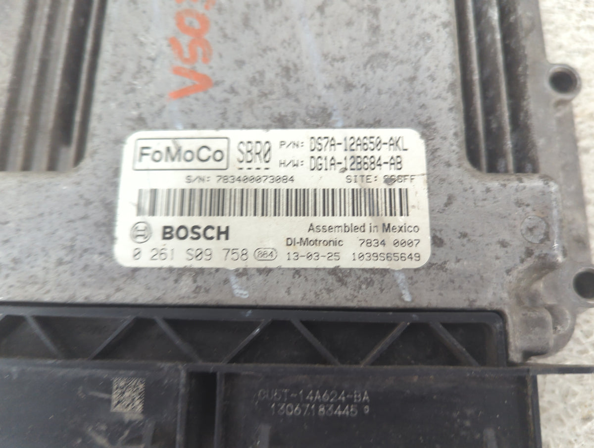 2013 Ford Fusion PCM Engine Control Computer ECU ECM PCU OEM P/N:DS7A-12A650-AKL DG1A-12B684-AB, 0261S09758 Fits OEM Used Au