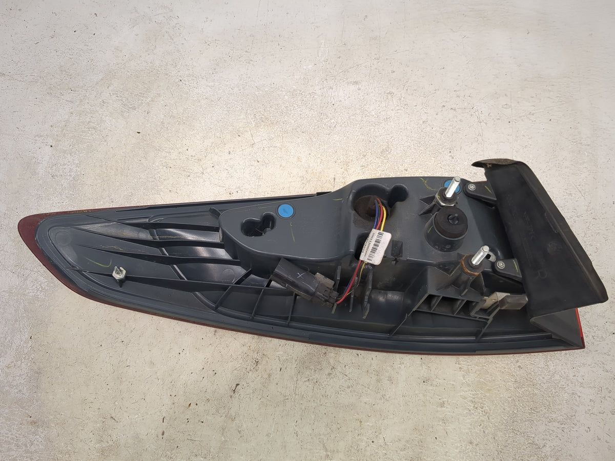 2013-2016 Ford Fusion Tail Light Assembly Passenger Right OEM Fits Fits 2013 2014 2015 2016 OEM Used Auto Parts - Oemusedaut