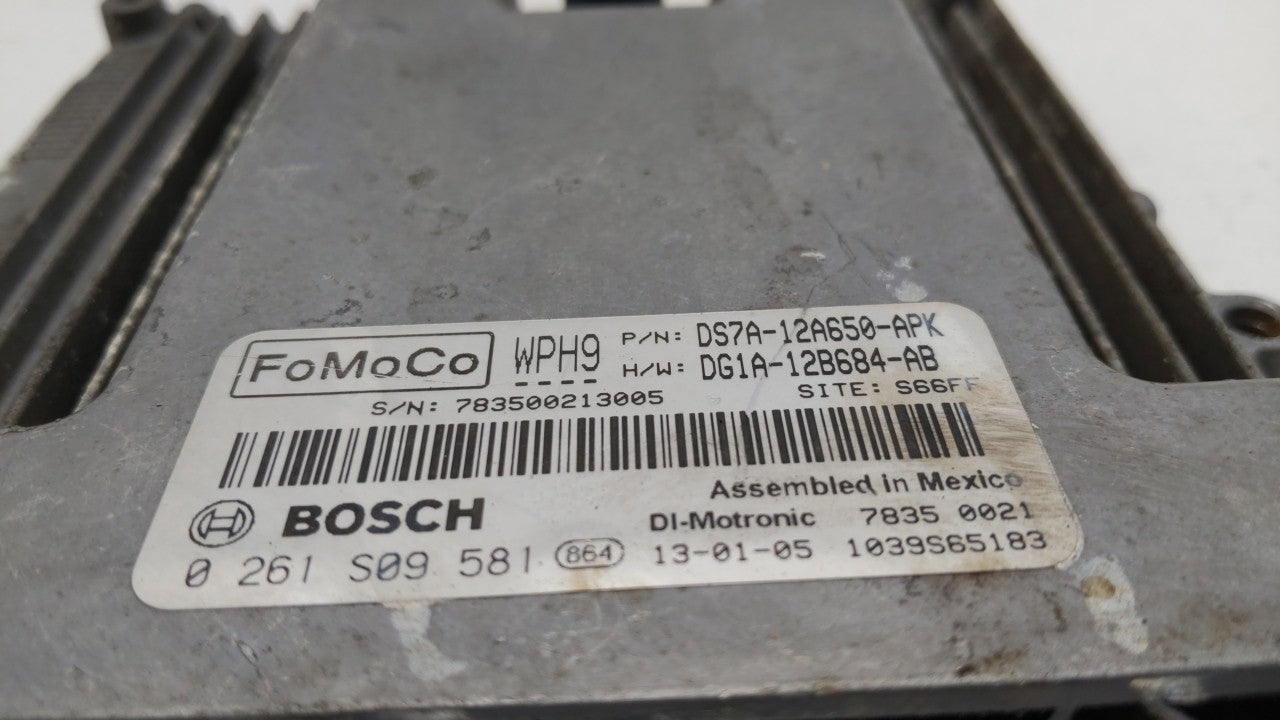 2013 Ford Fusion PCM Engine Control Computer ECU ECM PCU OEM P/N:DS7A-12A650-ALH DS7A-12A650-ANK, DS7A-12A650-ANH Fits OEM U