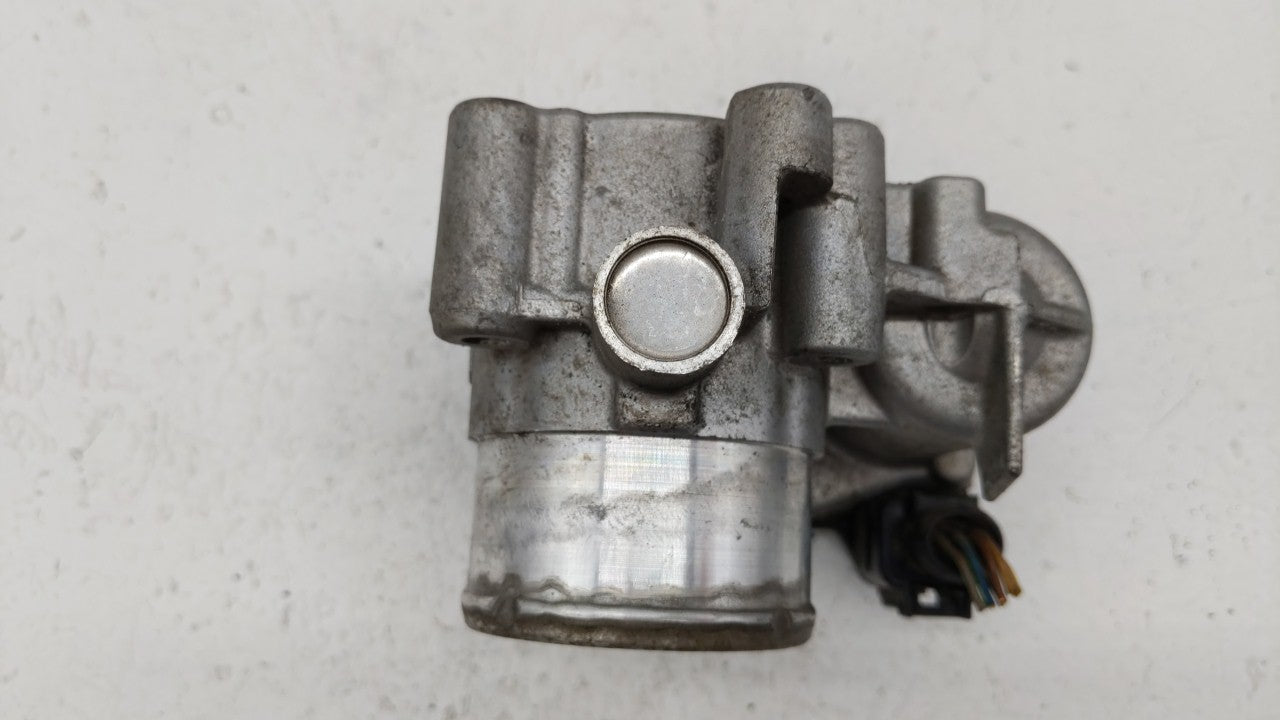 2013-2014 Ford Fusion Throttle Body P/N:0 280 750 535 7S7G-9F991-CA Fits Fits 2013 2014 2015 2016 2017 2018 2019 OEM Used Au