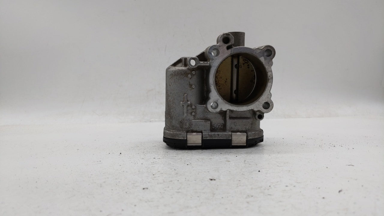 2013-2014 Ford Fusion Throttle Body P/N:0 280 750 535 7S7G-9F991-CA Fits Fits 2013 2014 2015 2016 2017 2018 2019 OEM Used Au