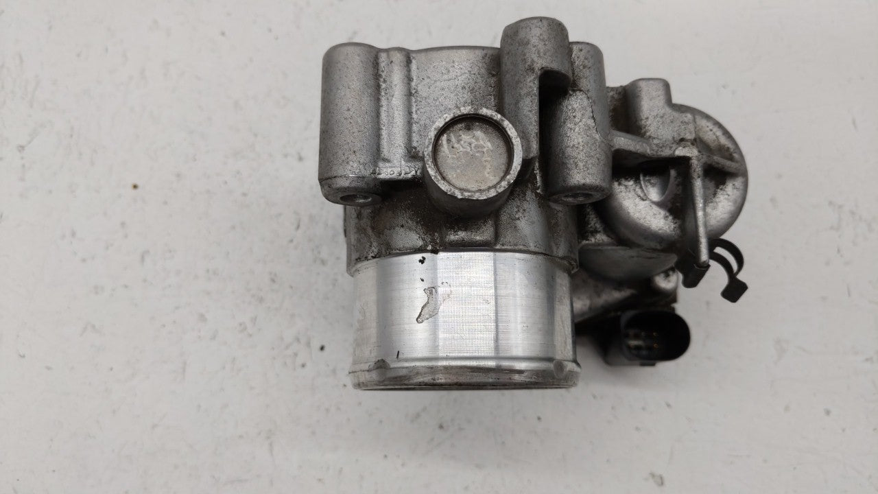 2013-2014 Ford Fusion Throttle Body P/N:0 280 750 535 7S7G-9F991-CA Fits Fits 2013 2014 2015 2016 2017 2018 2019 OEM Used Au