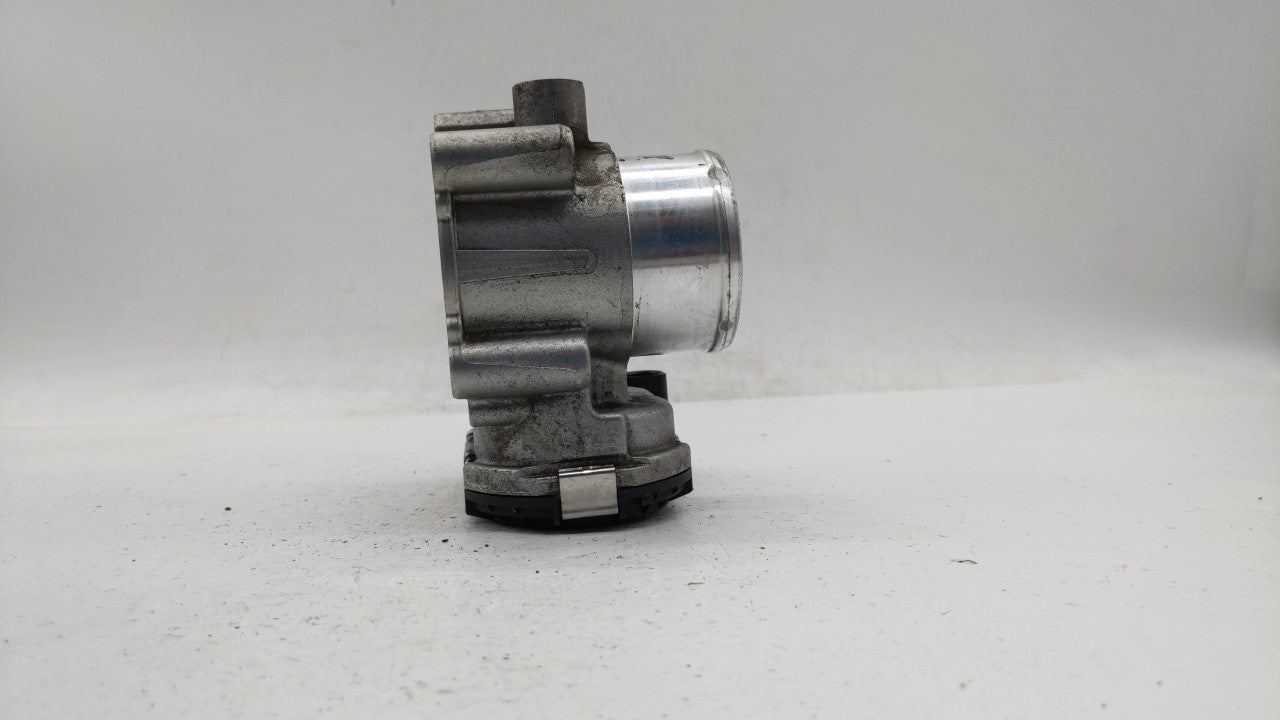 2013-2014 Ford Fusion Throttle Body P/N:0 280 750 535 7S7G-9F991-CA Fits Fits 2013 2014 2015 2016 2017 2018 2019 OEM Used Au