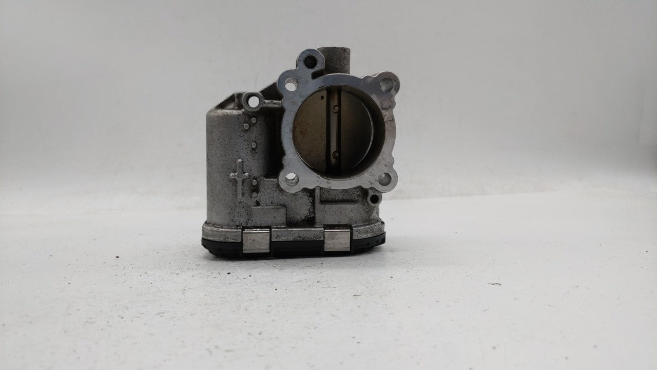 2013-2014 Ford Fusion Throttle Body P/N:0 280 750 535 7S7G-9F991-CA Fits Fits 2013 2014 2015 2016 2017 2018 2019 OEM Used Au