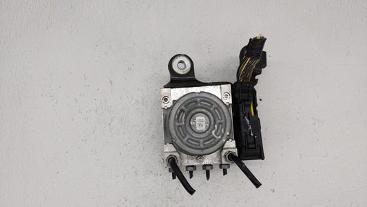 2013 Ford Fusion ABS Pump Control Module Replacement P/N:DG9C-2C405-AH DG9C-2C405-FB Fits OEM Used Auto Parts