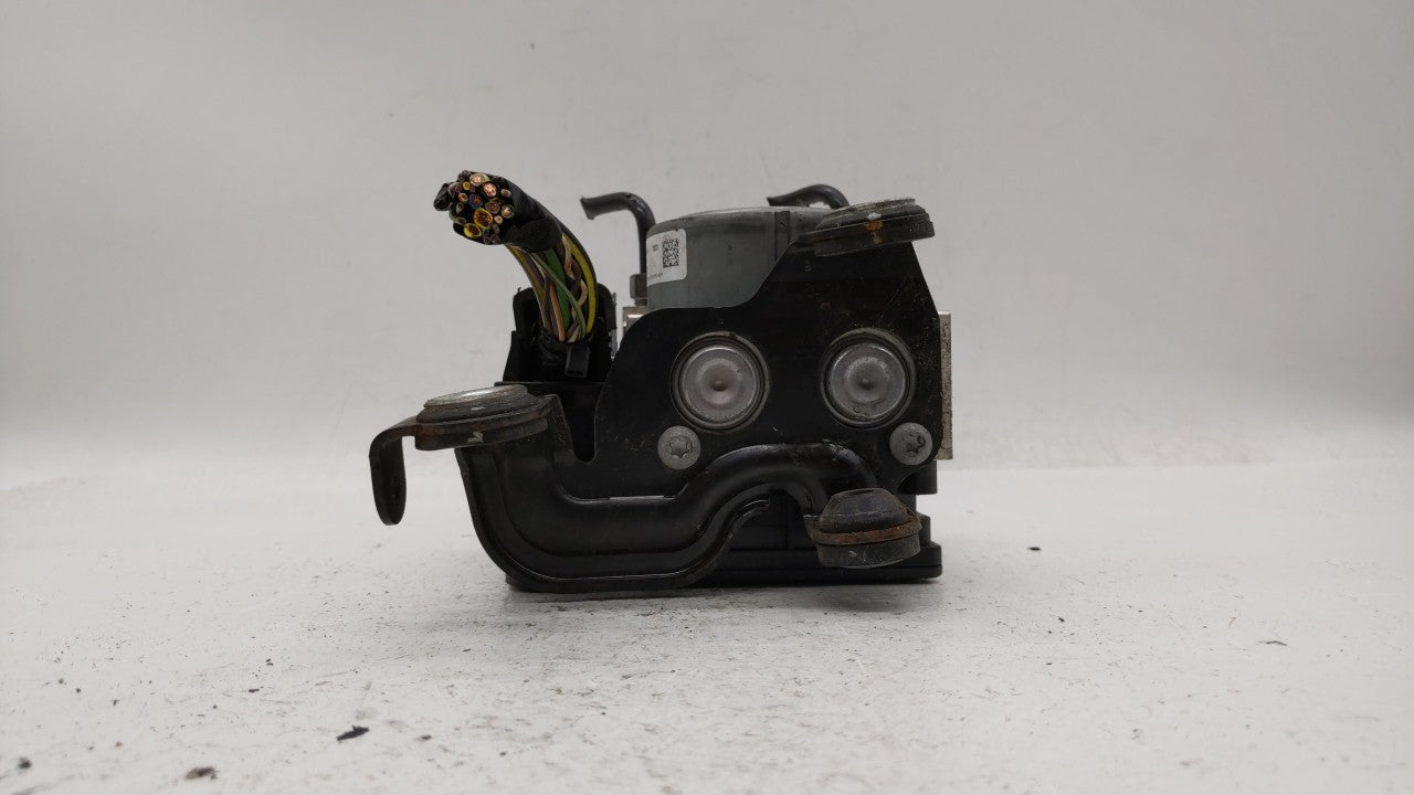 2013 Ford Fusion ABS Pump Control Module Replacement P/N:DG9C-2C405-AH DG9C-2C405-FB Fits OEM Used Auto Parts - Oemusedautop