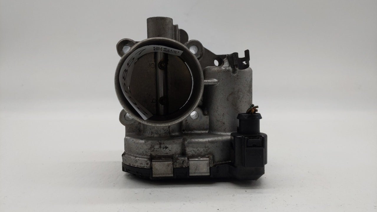 2013-2014 Ford Fusion Throttle Body P/N:0 280 750 535 7S7G-9F991-CA Fits Fits 2013 2014 2015 2016 2017 2018 2019 OEM Used Au