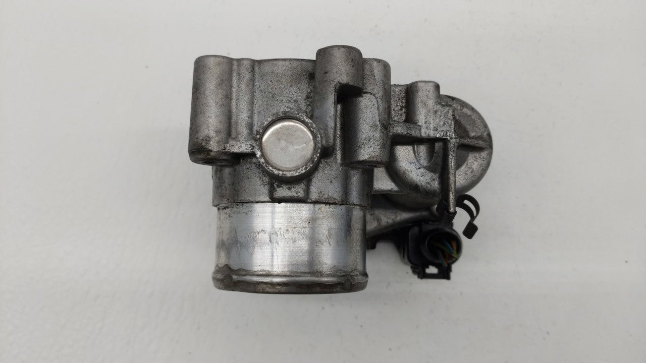 2013-2014 Ford Fusion Throttle Body P/N:0 280 750 535 7S7G-9F991-CA Fits Fits 2013 2014 2015 2016 2017 2018 2019 OEM Used Au