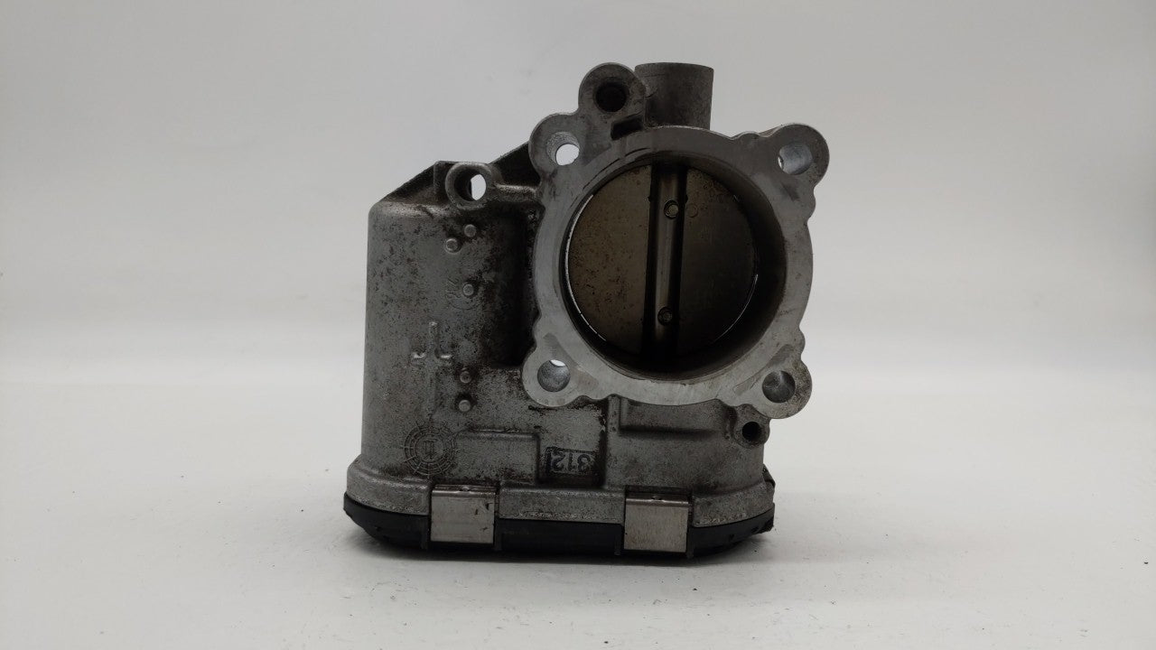 2013-2014 Ford Fusion Throttle Body P/N:0 280 750 535 7S7G-9F991-CA Fits Fits 2013 2014 2015 2016 2017 2018 2019 OEM Used Au