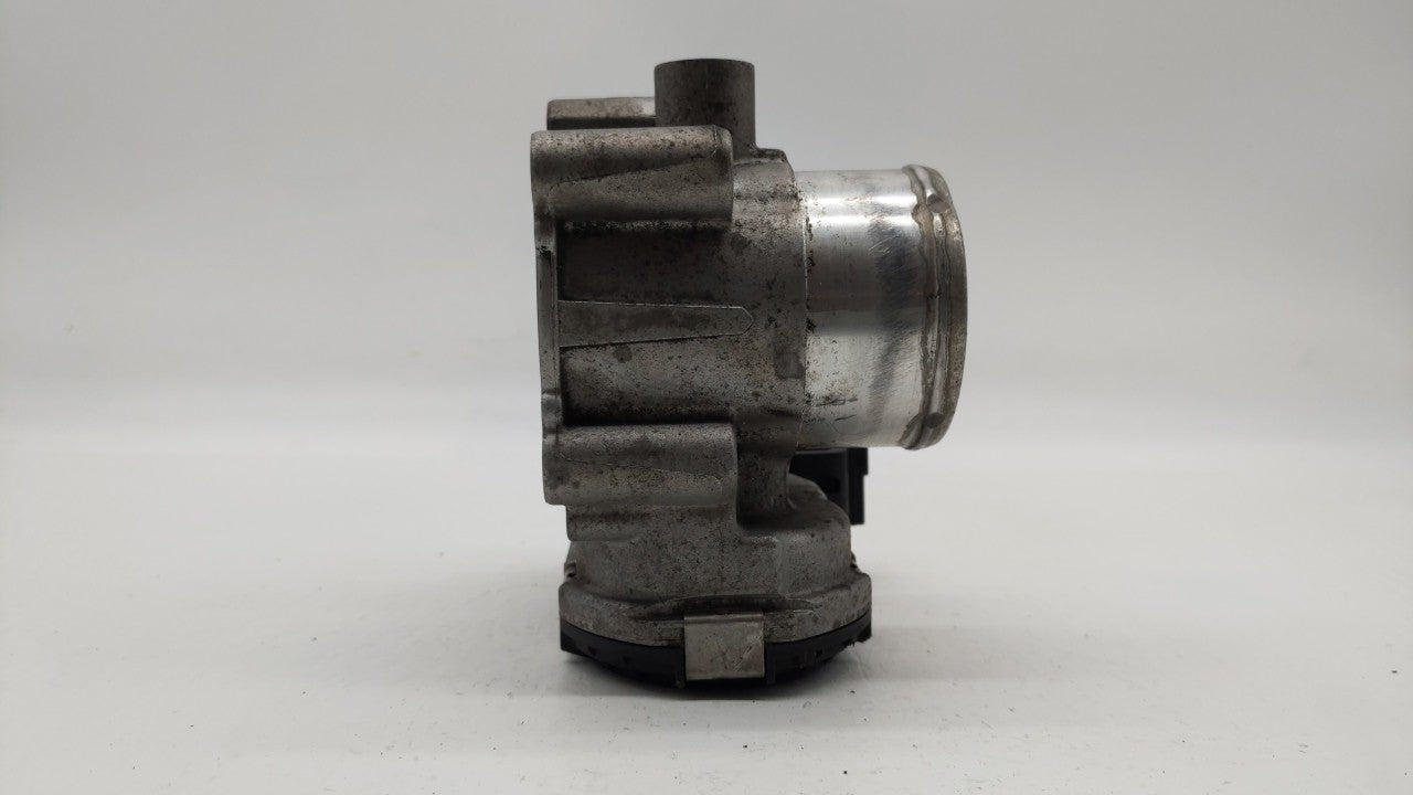 2013-2014 Ford Fusion Throttle Body P/N:0 280 750 535 7S7G-9F991-CA Fits Fits 2013 2014 2015 2016 2017 2018 2019 OEM Used Au