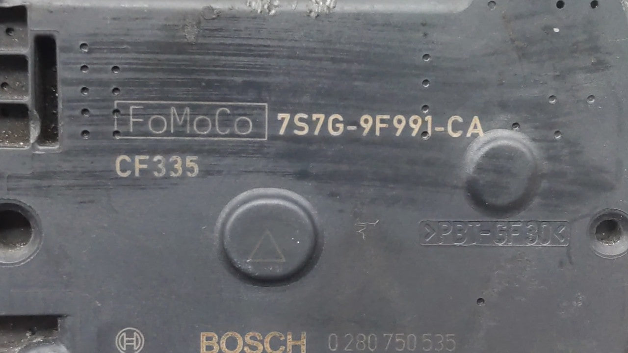 2013-2014 Ford Fusion Throttle Body P/N:0 280 750 535 7S7G-9F991-CA Fits Fits 2013 2014 2015 2016 2017 2018 2019 OEM Used Au