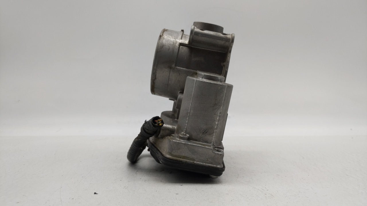 2013-2019 Ford Fusion Throttle Body P/N:DS7E-9F991-AK DS7E-9F991-AD Fits Fits 2013 2014 2015 2016 2017 2018 2019 2020 OEM Us