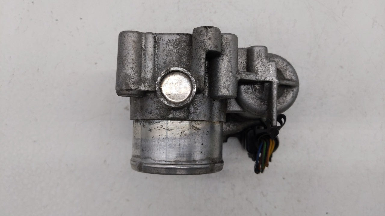 2013-2014 Ford Fusion Throttle Body P/N:0 280 750 535 7S7G-9F991-CA Fits Fits 2013 2014 2015 2016 2017 2018 2019 OEM Used Au