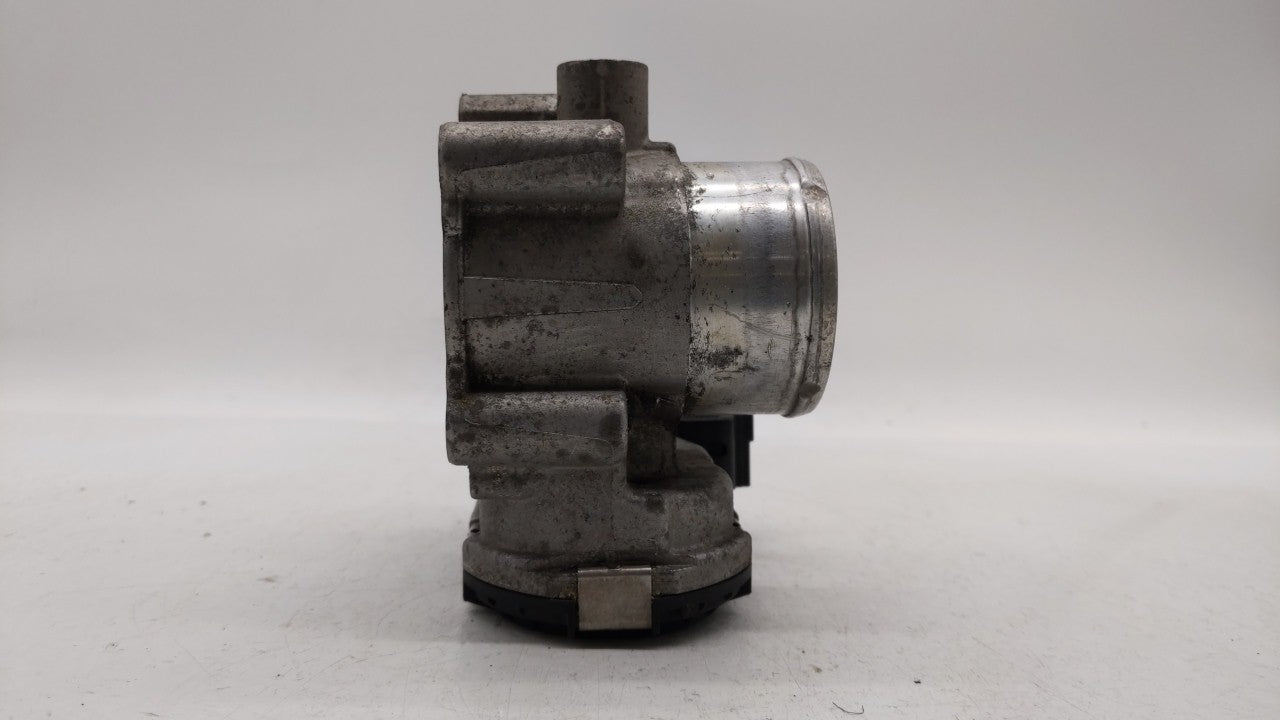 2013-2014 Ford Fusion Throttle Body P/N:0 280 750 535 7S7G-9F991-CA Fits Fits 2013 2014 2015 2016 2017 2018 2019 OEM Used Au