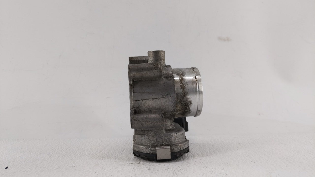 2013-2014 Ford Fusion Throttle Body P/N:0 280 750 535 7S7G-9F991-CA Fits Fits 2013 2014 2015 2016 2017 2018 2019 OEM Used Au